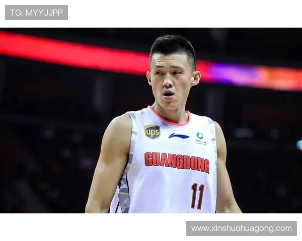 周鹏:从篮球场上的传奇到生活中的榜样,激励无数年轻人的奋斗之路